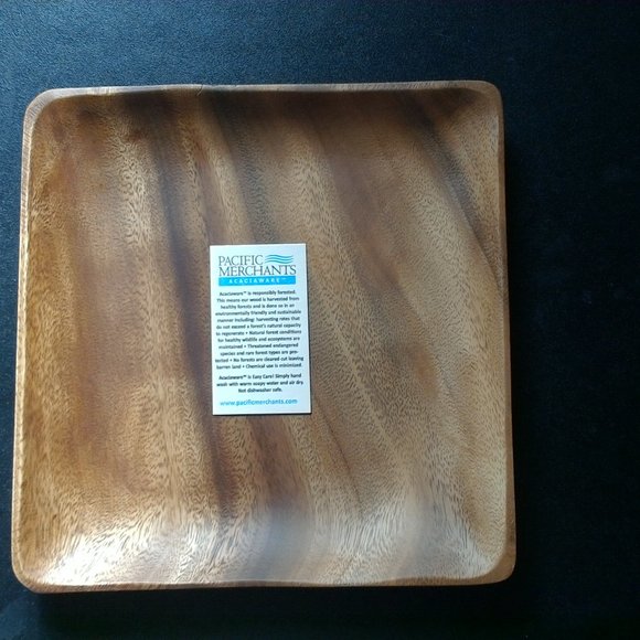 NWT  Hand Carved .Two wood serving platters 9inch x 9inch Free Shipping ! - Picture 2 of 5